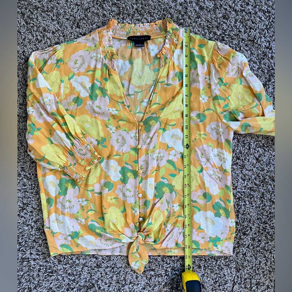 Sanctuary Yellow Floral Smocked V-Neck Button Front Tie Hem Blouse Small - Picture 5 of 7